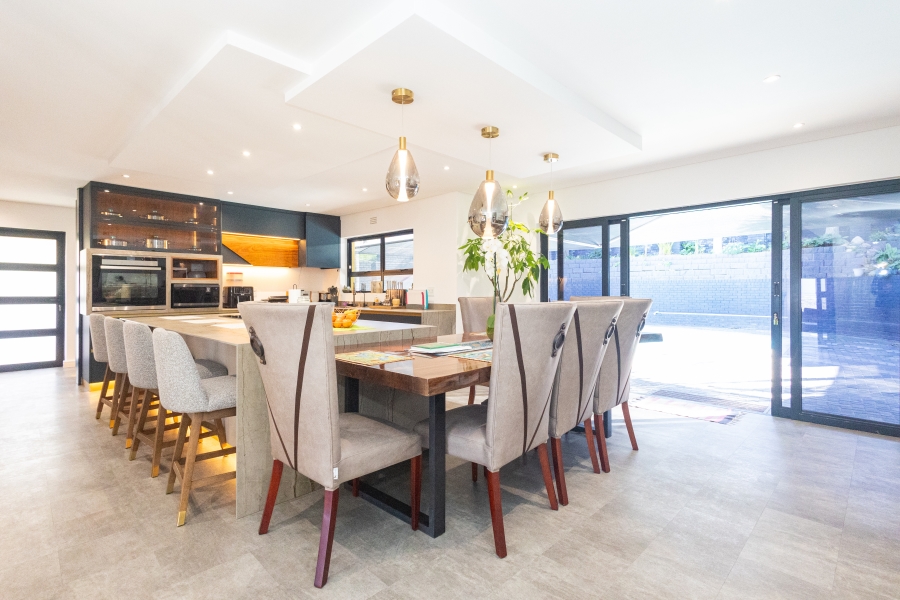 4 Bedroom Property for Sale in Loevenstein Western Cape